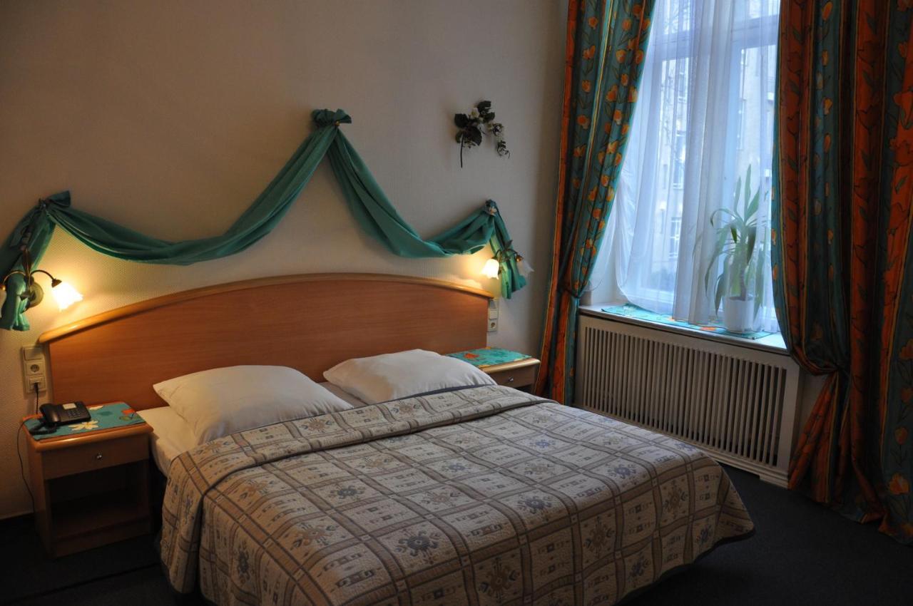 Hotel Pension Savoy Near Kurfuerstendamm Berlin Cameră foto